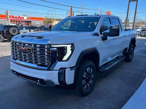 New 2026 GMC Sierra 2500 Denali w/ Denali Reserve Package AWD/4WD image 7