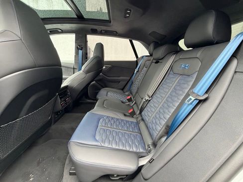 New 2026 Audi RS Q8 performance image 16