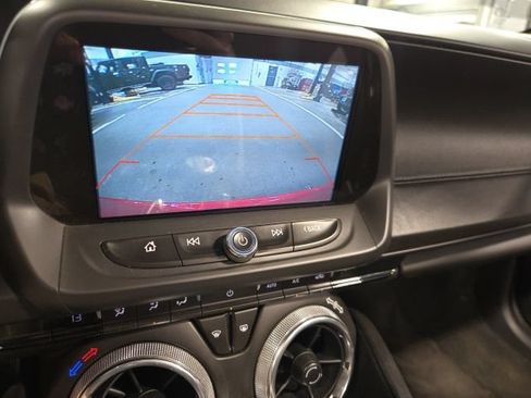 Used 2017 Chevrolet Camaro SS RWD image 15