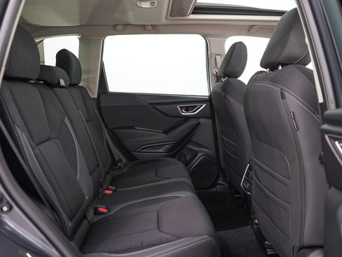 Used 2022 Subaru Forester Premium AWD/4WD image 12
