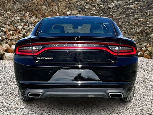 Used 2021 Dodge Charger SXT w/ Leather Interior Group image 4