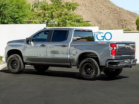 Used 2021 Chevrolet Silverado 1500 Custom w/ LPO, Blackout Package AWD/4WD image 9