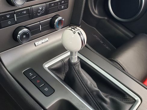 Used 2013 Ford Mustang Shelby GT500 RWD image 19
