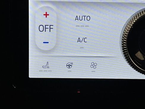 Used 2025 Ford Mustang Mach-E Premium w/ Sport Appearance Package image 7