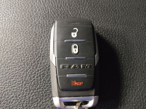 Used 2021 RAM 1500 Big Horn RWD image 31