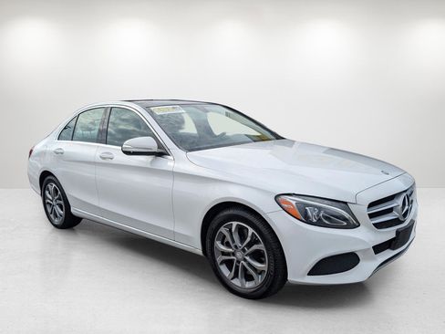 Used 2015 Mercedes-Benz C 300 Sport image 3