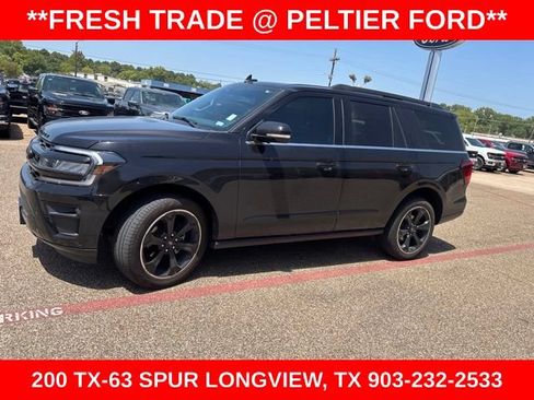 Used 2024 Ford Expedition Limited AWD/4WD image 4