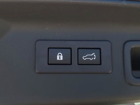 Used 2025 Subaru Forester Limited AWD/4WD image 12