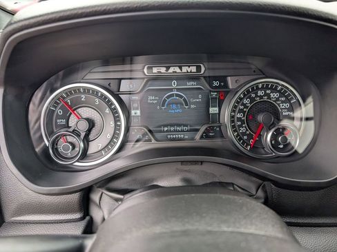 Used 2022 RAM 1500 Big Horn w/ Built-to-serve Edition image 16