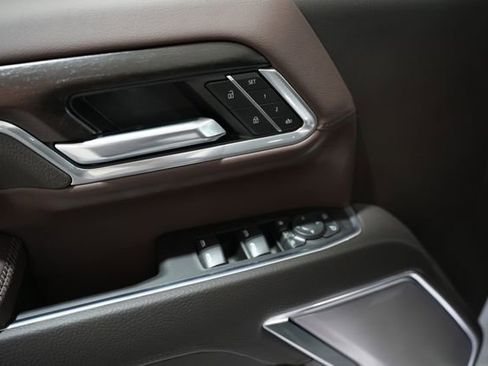 New 2026 GMC Sierra 2500 Denali w/ Denali Reserve Package image 11