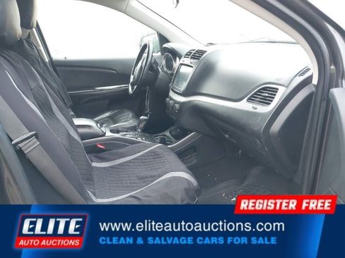 Used 2018 Dodge Journey GT image 9