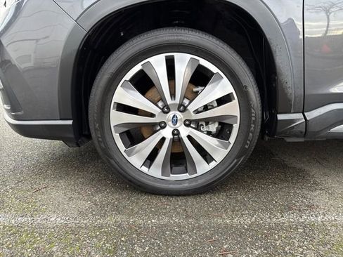 Used 2022 Subaru Ascent Limited image 22