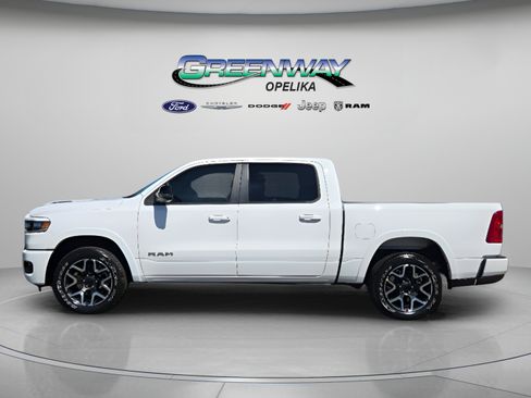 New 2026 RAM 1500 Laramie AWD/4WD image 4