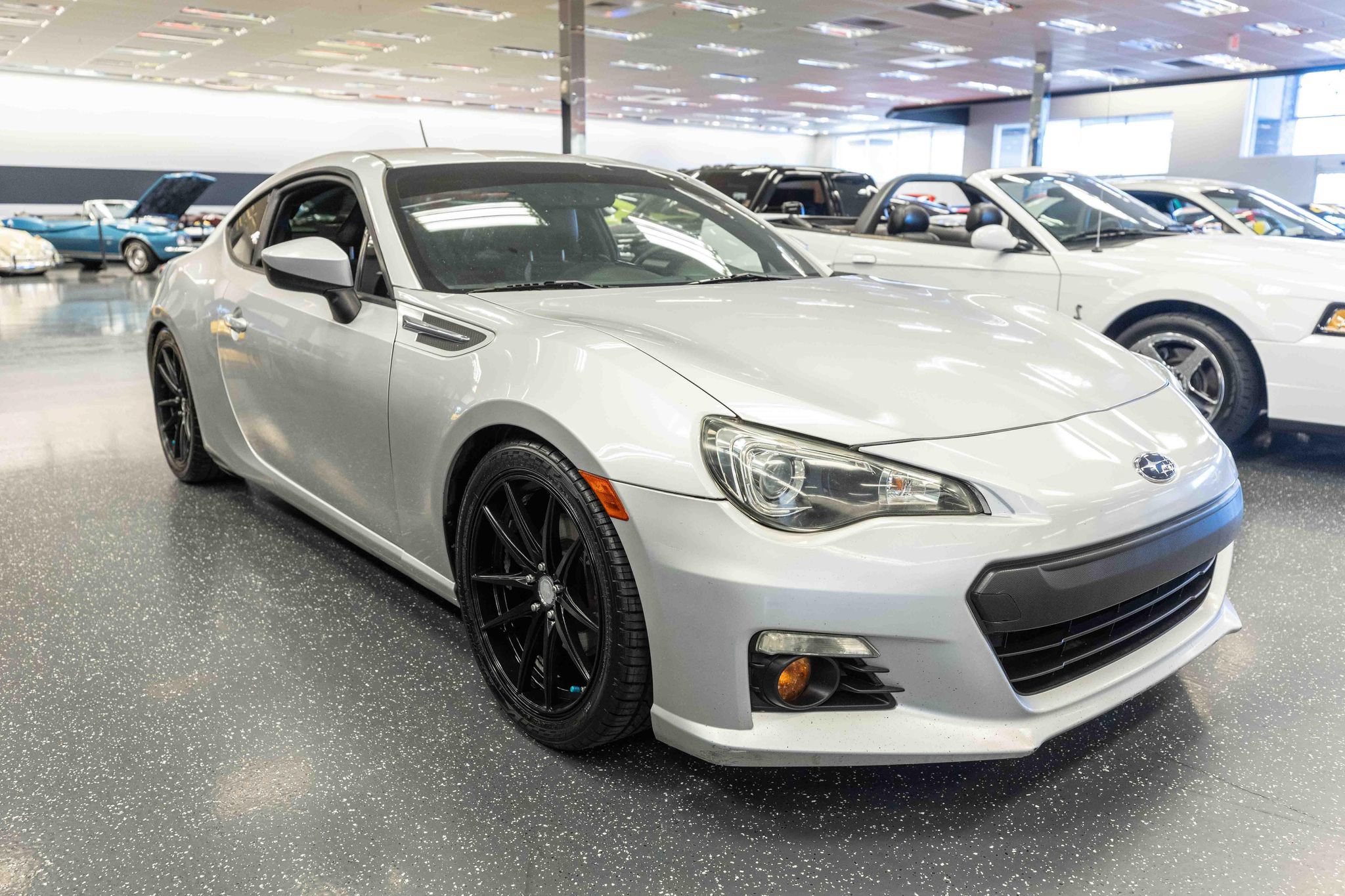 Used 2014 Subaru BRZ Limited w/ Popular Package #1B RWD image 3