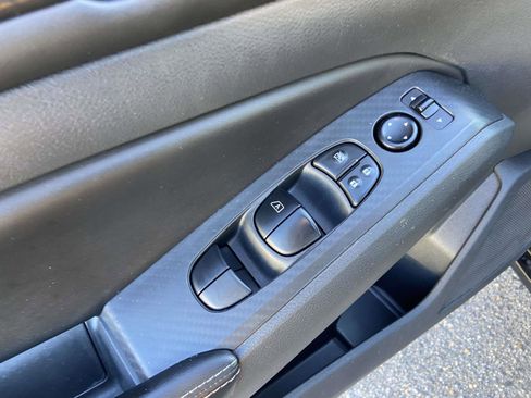 Used 2024 Nissan Altima 2.5 SV image 7