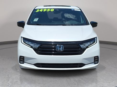 Certified 2023 Honda Odyssey Sport image 3