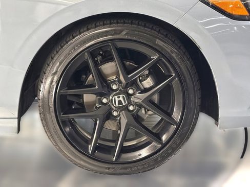 Used 2024 Honda Civic Sport image 12