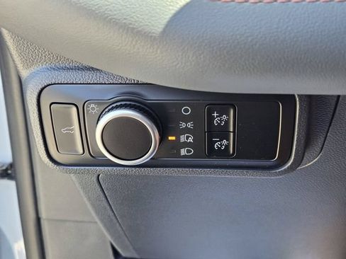 New 2026 Ford Explorer Active RWD image 14