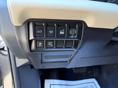 Used 2020 Subaru Ascent Limited w/ Technology Package AWD/4WD image 31