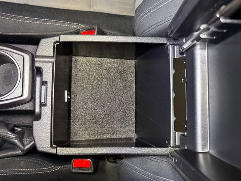 Used 2023 Toyota Tacoma TRD Off-Road w/ Advanced Technology Package image 38