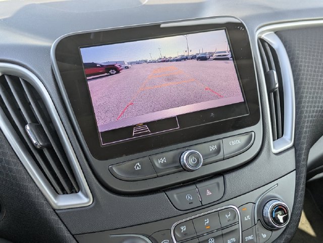 Used 2025 Chevrolet Malibu LT FWD image 20