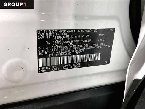 Used 2024 Toyota RAV4 XLE image 37