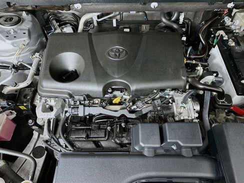 Used 2024 Toyota RAV4 LE image 32