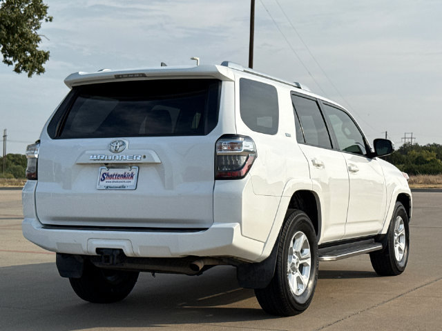 Used 2016 Toyota 4Runner SR5 Premium RWD image 9