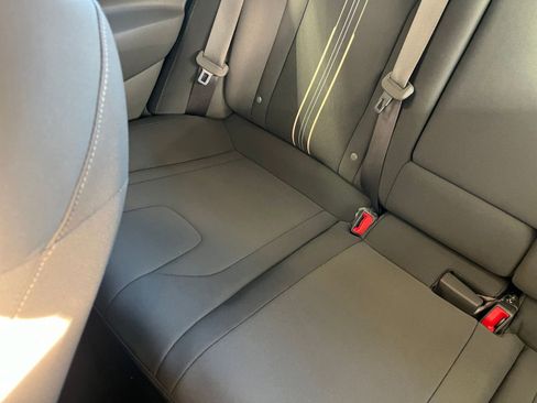 Used 2025 Hyundai Elantra SEL image 39