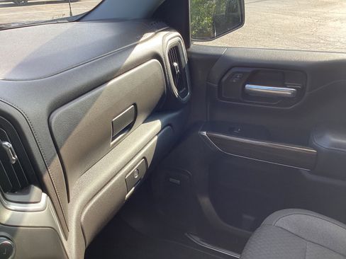 Used 2020 Chevrolet Silverado 1500 LT Trail Boss AWD/4WD image 14