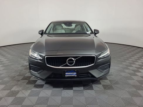 Used 2019 Volvo S60 T5 Momentum FWD image 8