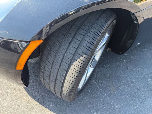 Used 2006 Pontiac Solstice Convertible w/ Premium Package RWD image 44