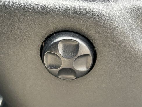 Used 2024 Dodge Durango GT image 29