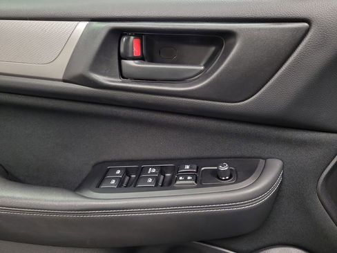 Used 2015 Subaru Legacy 2.5i image 19