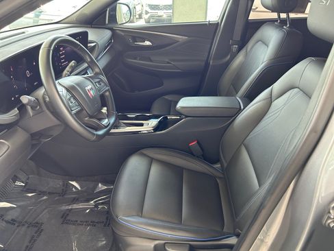 Used 2024 Buick Envista Sport Touring FWD image 20