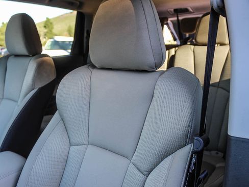 Used 2025 Subaru Ascent Premium image 24