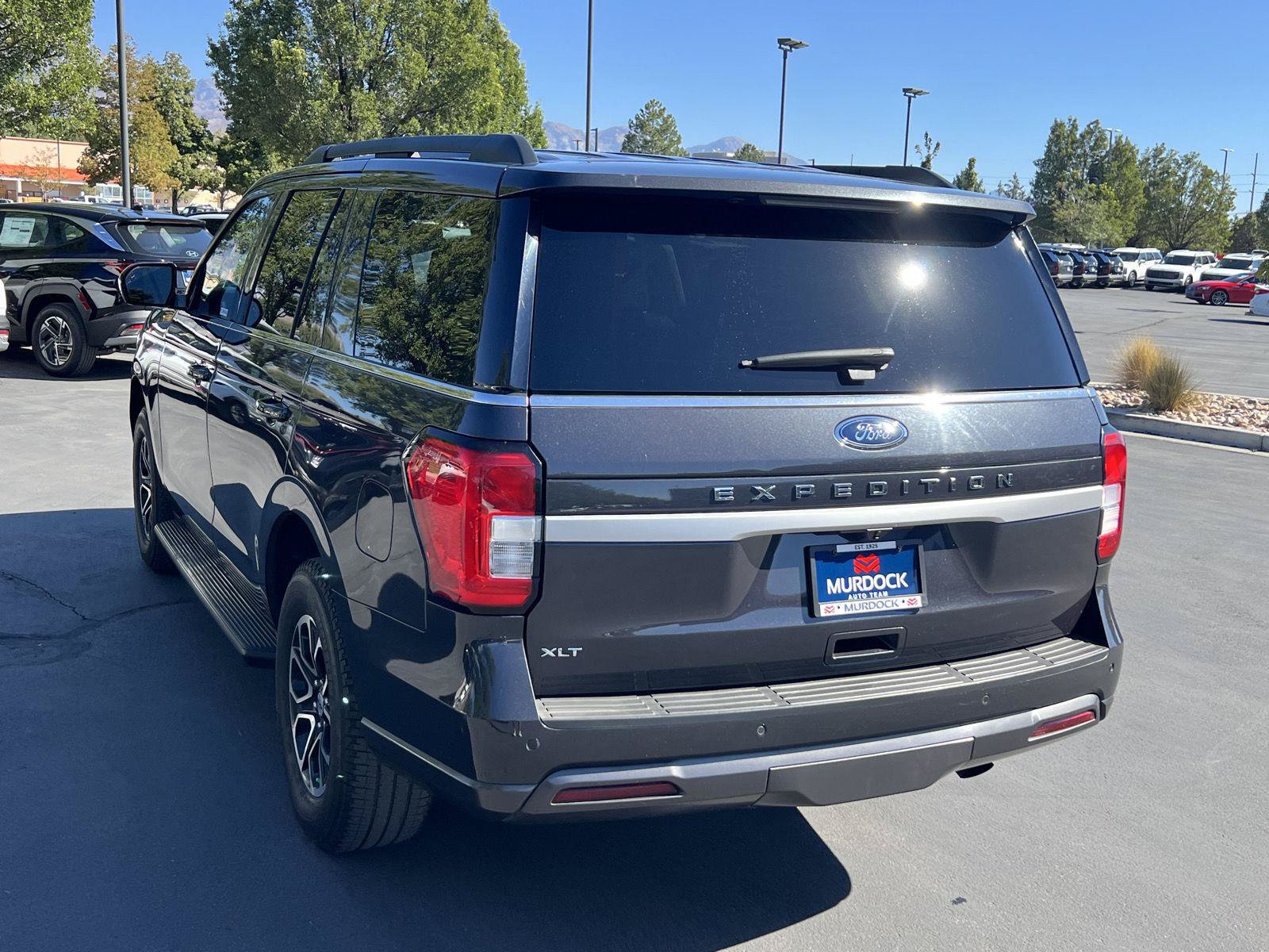 Used 2022 Ford Expedition XLT AWD/4WD image 16