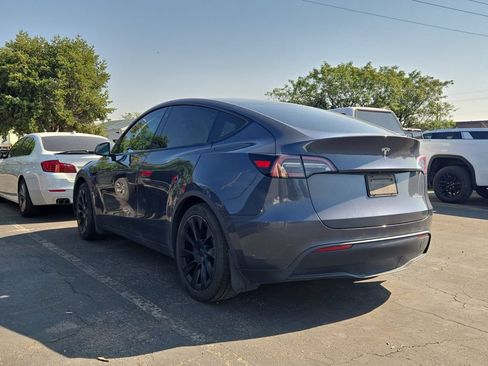 Used 2021 Tesla Model Y Long Range AWD/4WD image 8