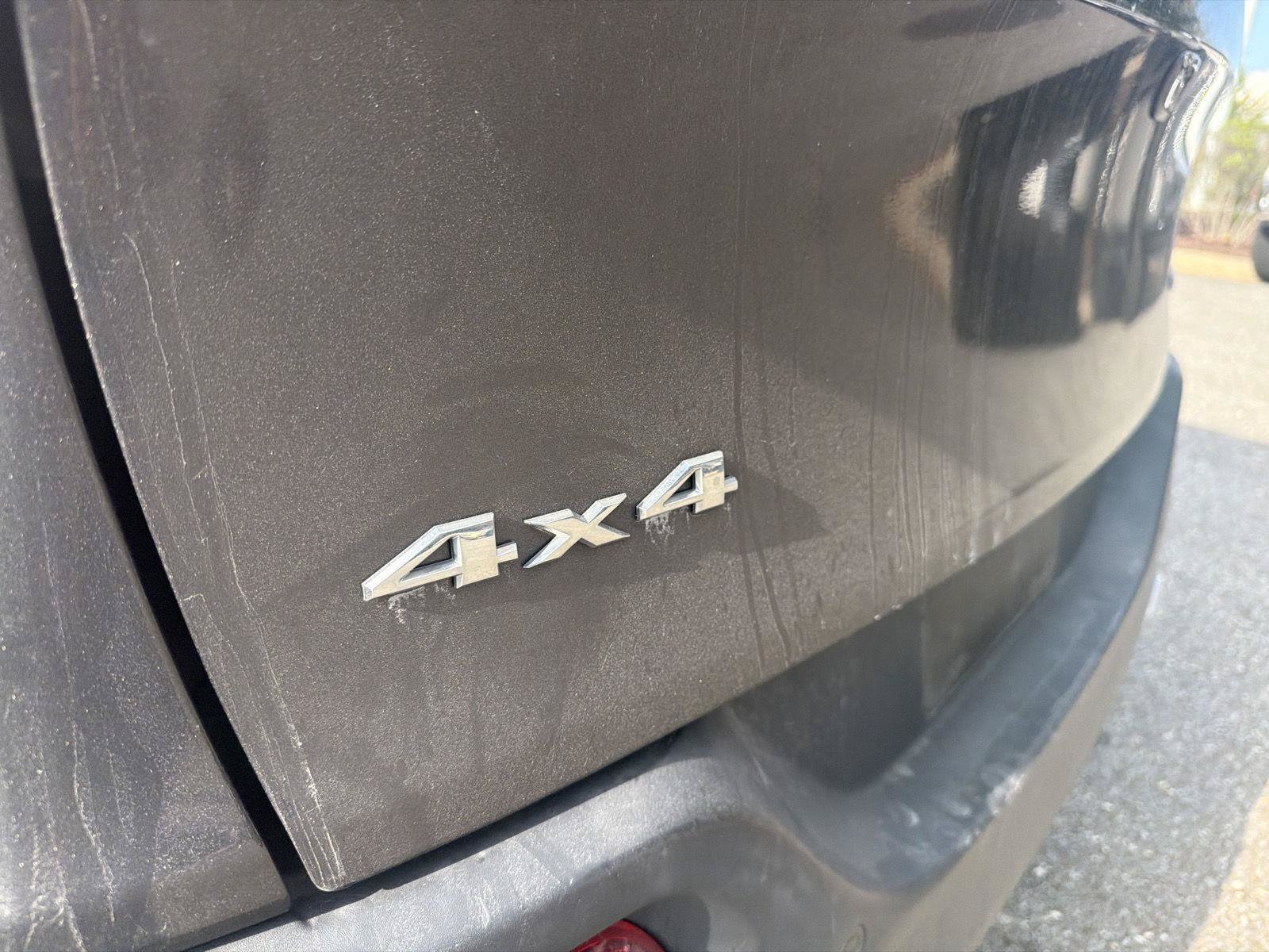 Used 2018 Jeep Cherokee Limited AWD/4WD image 21
