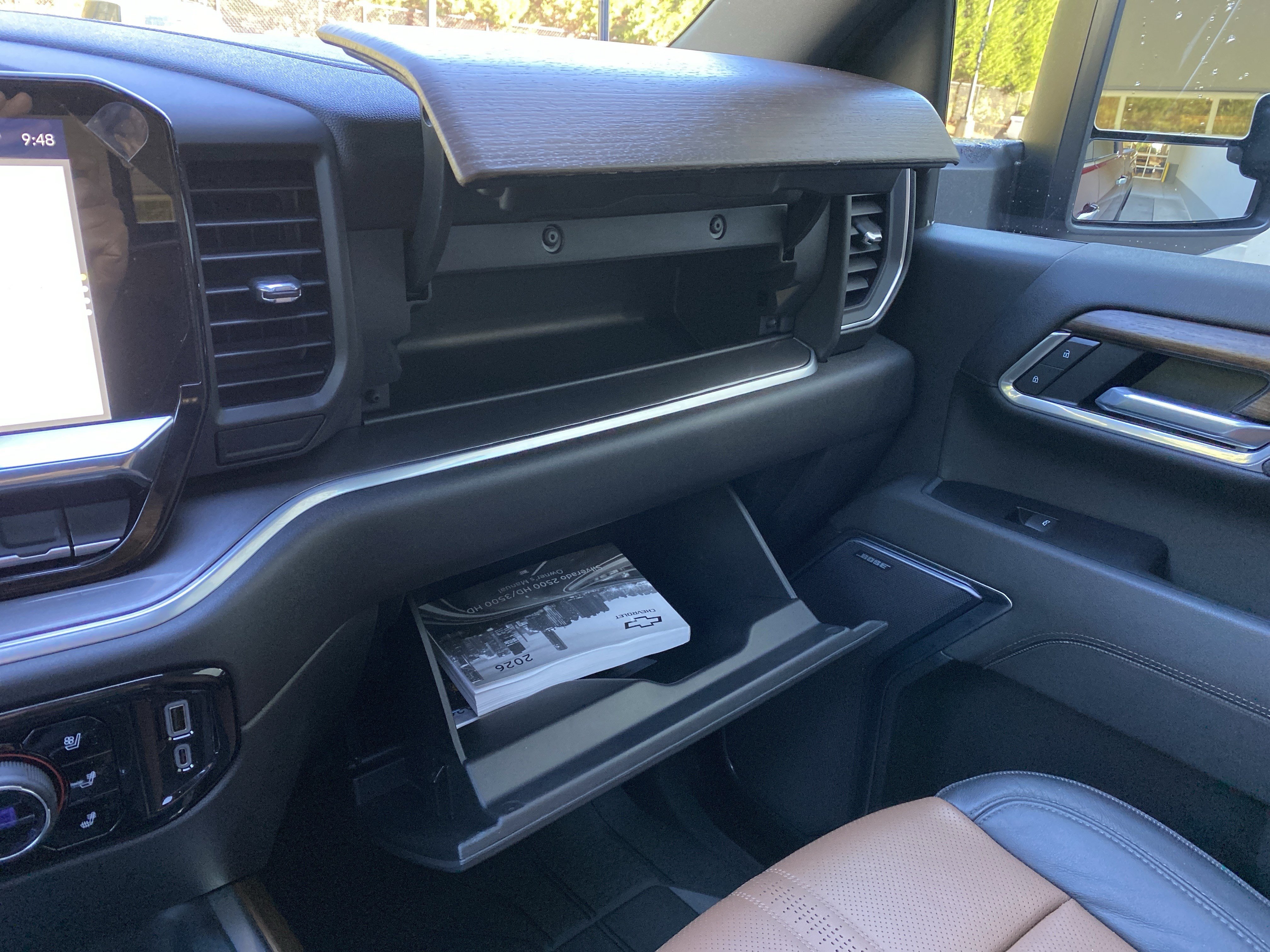 Used 2026 Chevrolet Silverado 2500 High Country w/ High Country Premium Package AWD/4WD image 33