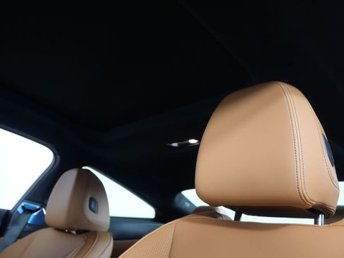 Used 2026 BMW 430i 430i w/ M Sport Package image 11