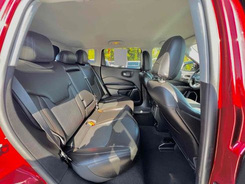 Used 2021 Jeep Compass Limited image 18