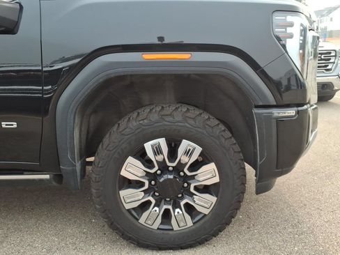 Used 2024 GMC Sierra 2500 Denali w/ Denali Reserve Package AWD/4WD image 25