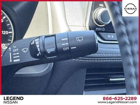 Used 2023 Nissan Rogue SV w/ SV Premium B Package AWD/4WD image 20