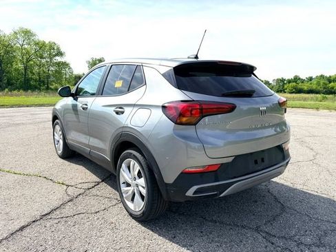 Used 2024 Buick Encore GX Preferred FWD image 3