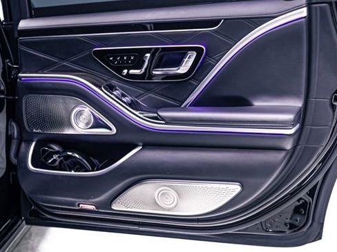 Used 2024 Mercedes-Benz Maybach S 580 4MATIC image 29