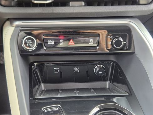 Certified 2025 Audi Q5 Prestige AWD/4WD image 24