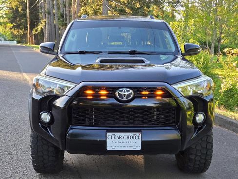 Used 2015 Toyota 4Runner Trail Premium AWD/4WD image 6