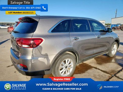 Used 2019 Kia Sorento FWD image 4