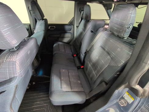 Used 2025 Ford Bronco Heritage Edition AWD/4WD image 31